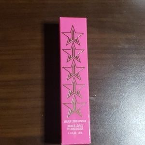 First Class Velour Liquid Lipstick | JSC